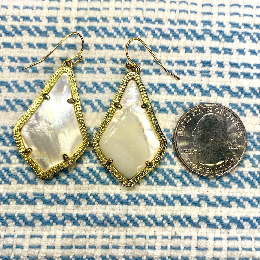 Kendra Scott Alex Gold Drop Earrings in Ivory Pearl